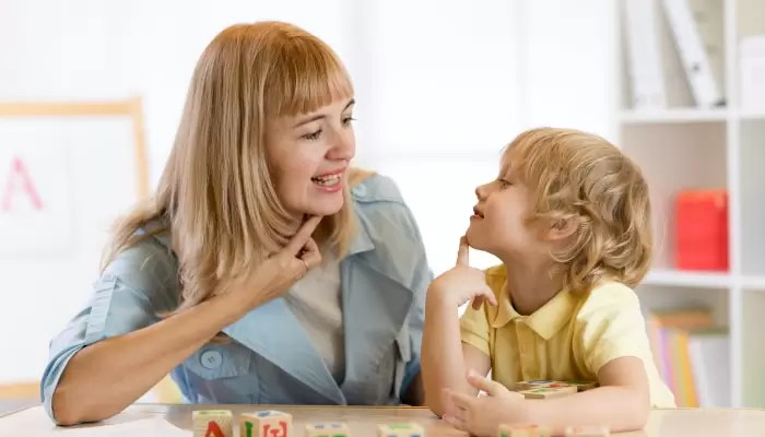 How Does a Speech Therapist Help Babies With Feeding & Swallowing